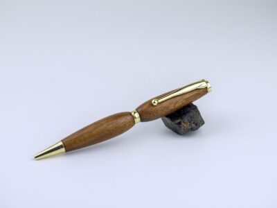 Ручка с поворотным механизмом