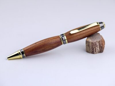 деревянная подарочная ручка